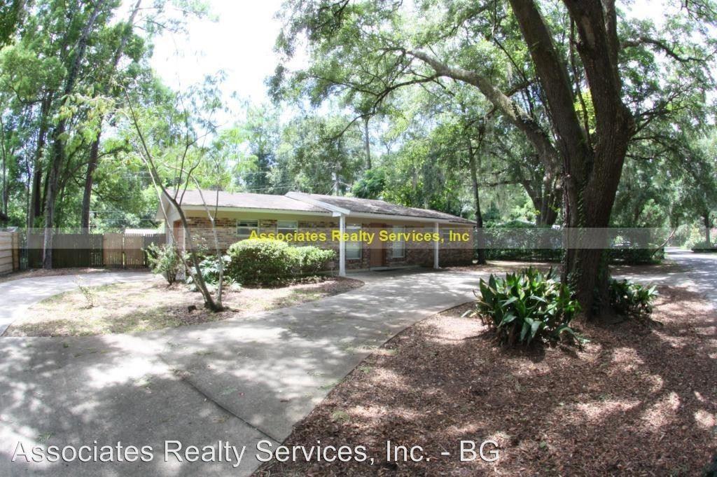 3825 Nw 14th Place - Photo 3 of 13