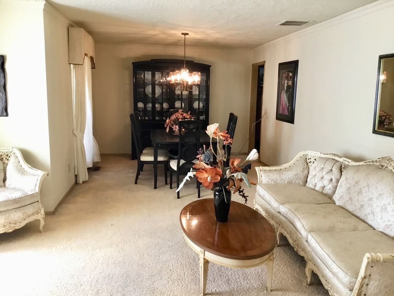 12401 Arrowhead Way - Photo 2 of 41