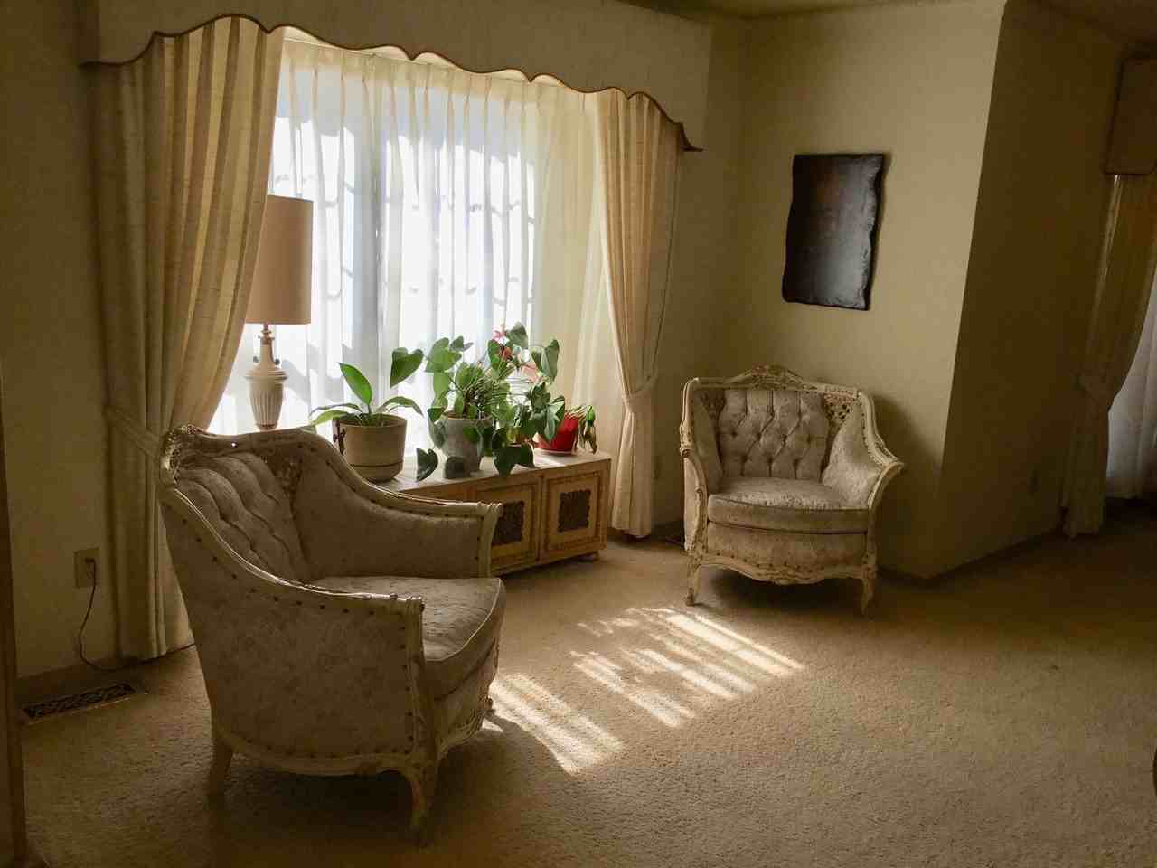 12401 Arrowhead Way - Photo 3 of 41