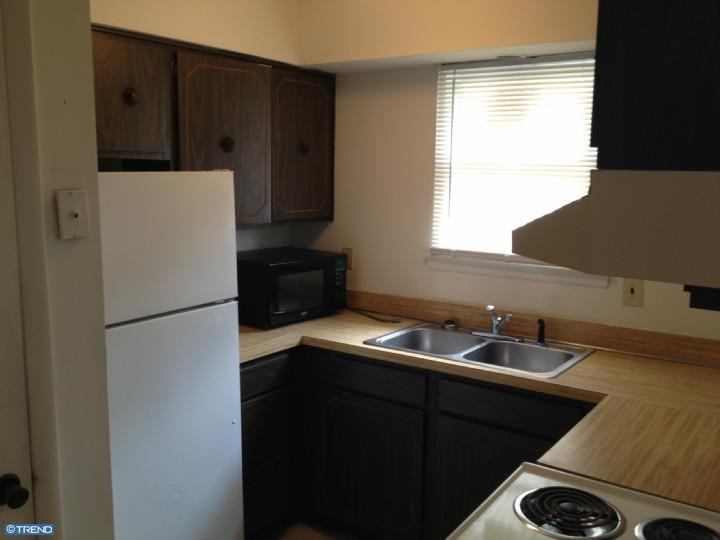 548 Loch Lomond Dr - Photo 2 of 10