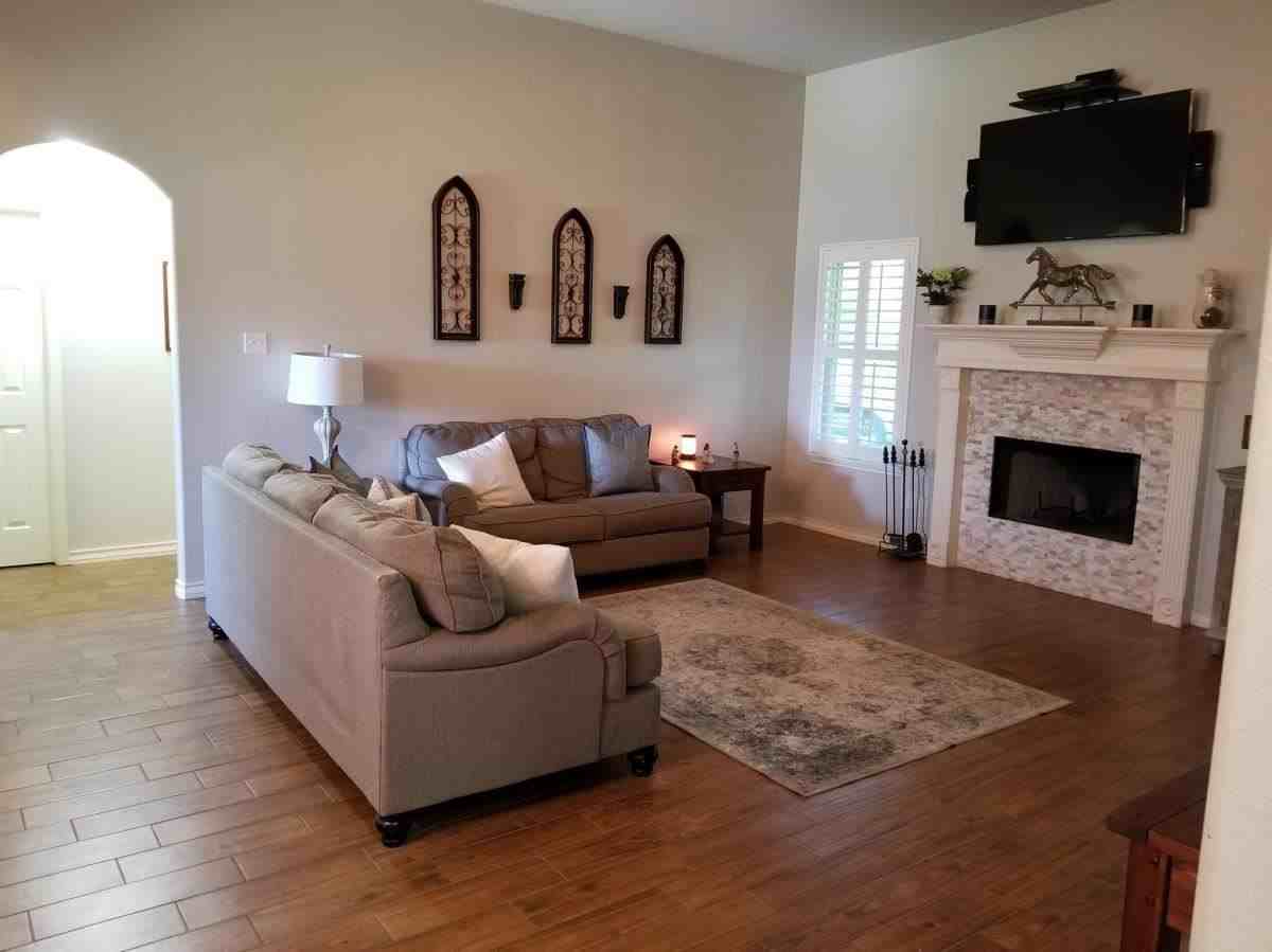 7005 Vineyard Drive - Photo 3 of 16