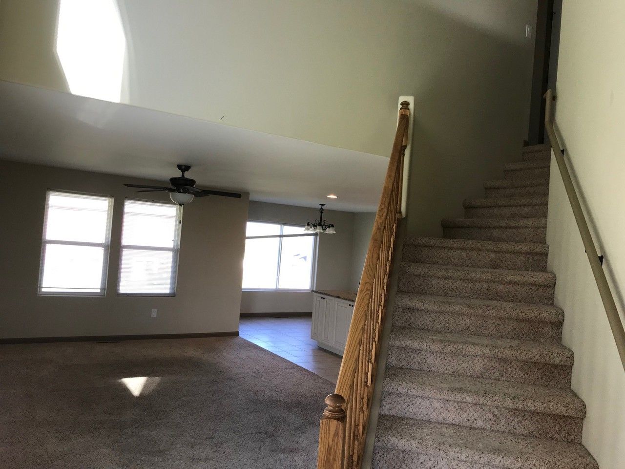5815 Vanessa Ave - Photo 2 of 10