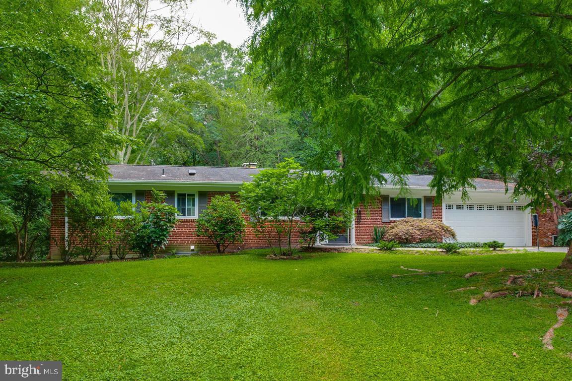 6706 Persimmon Tree Road - Photo 2 of 23