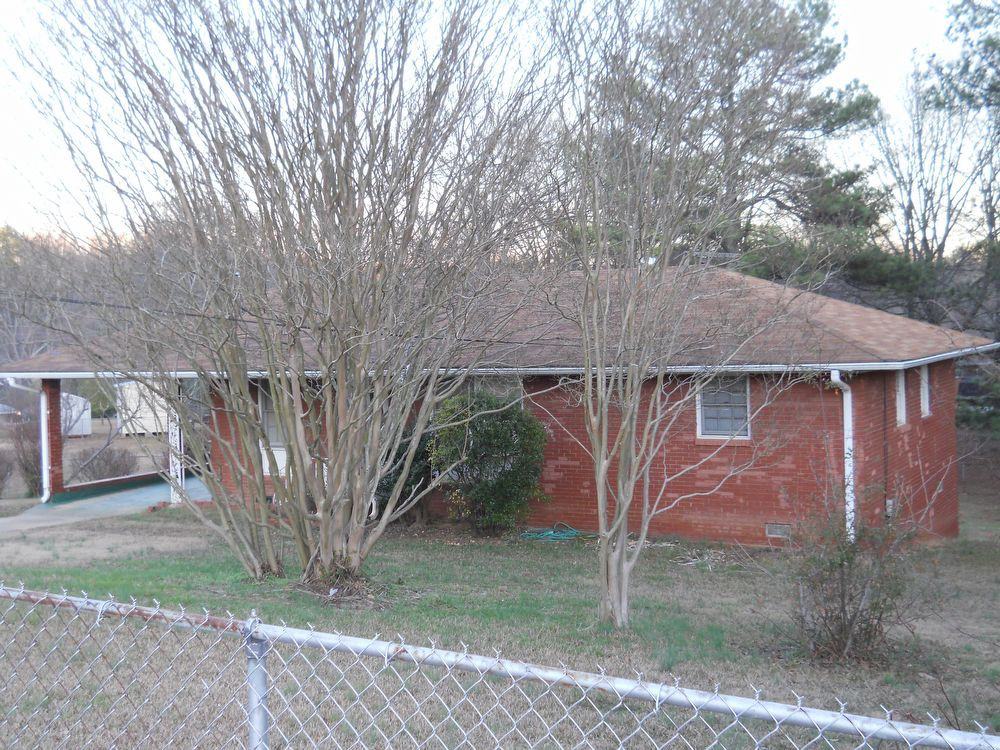 6039 Wedgewood Drive - Photo 2 of 3