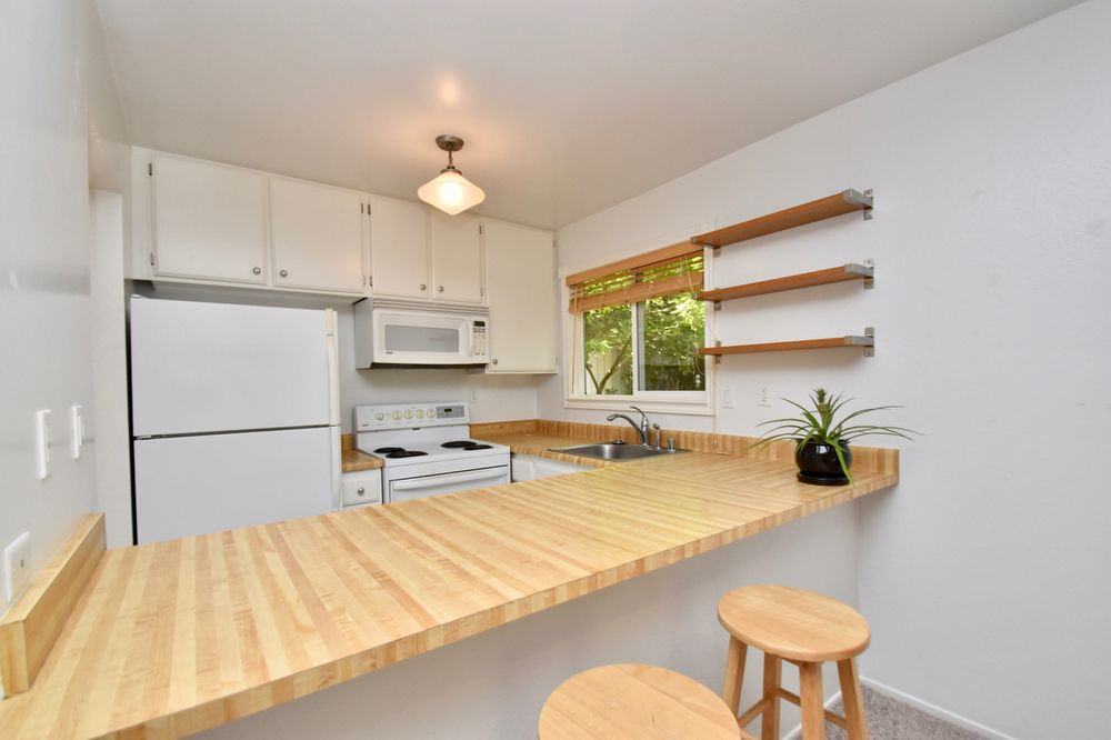 402B B Spruce Street - Photo 3 of 17