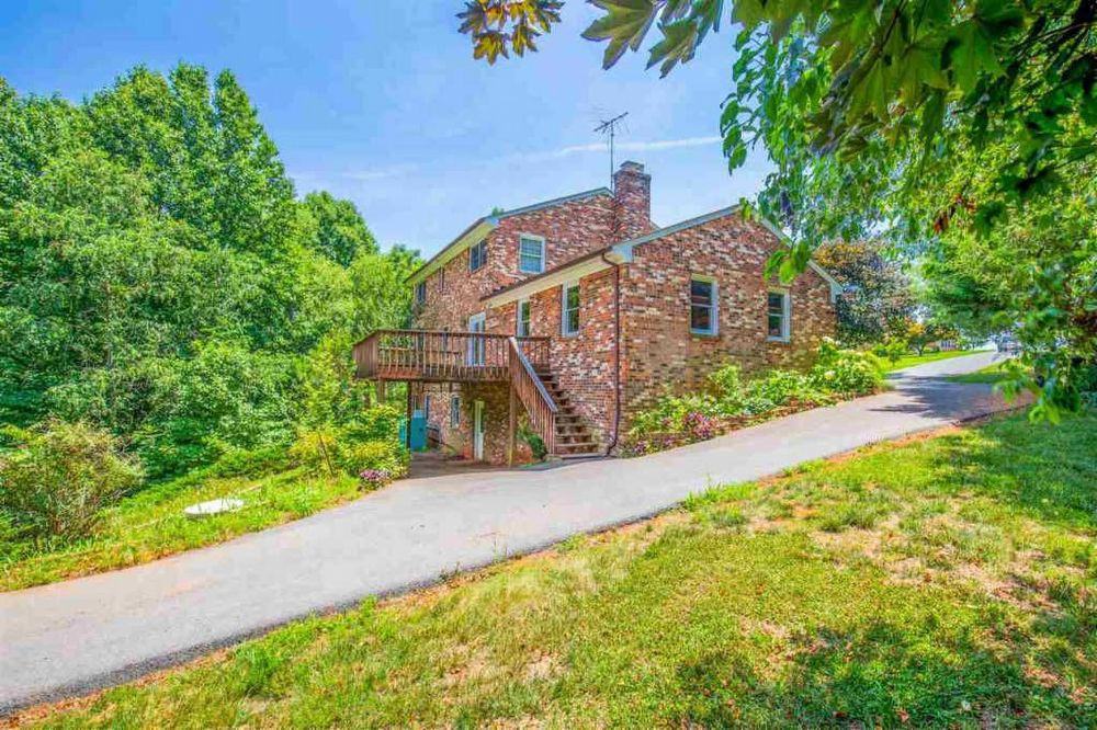 700 Caro Ct. - Photo 3 of 11