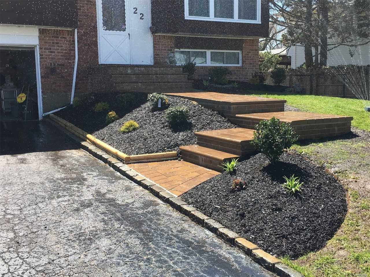 22 Harvest Ln - Photo 2 of 9