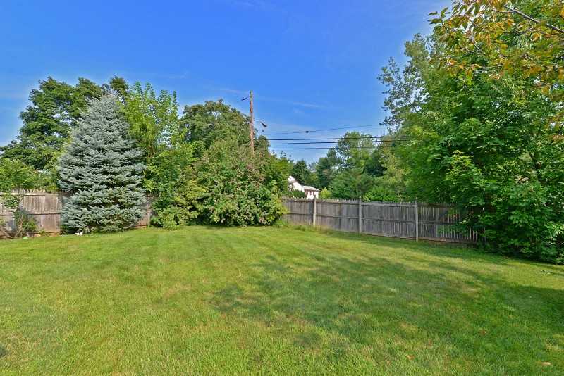 7 N Hillside Ave - Photo 2 of 24