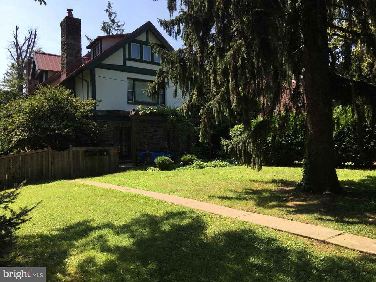 2814 Midvale Avenue Unit B - Photo 2 of 36