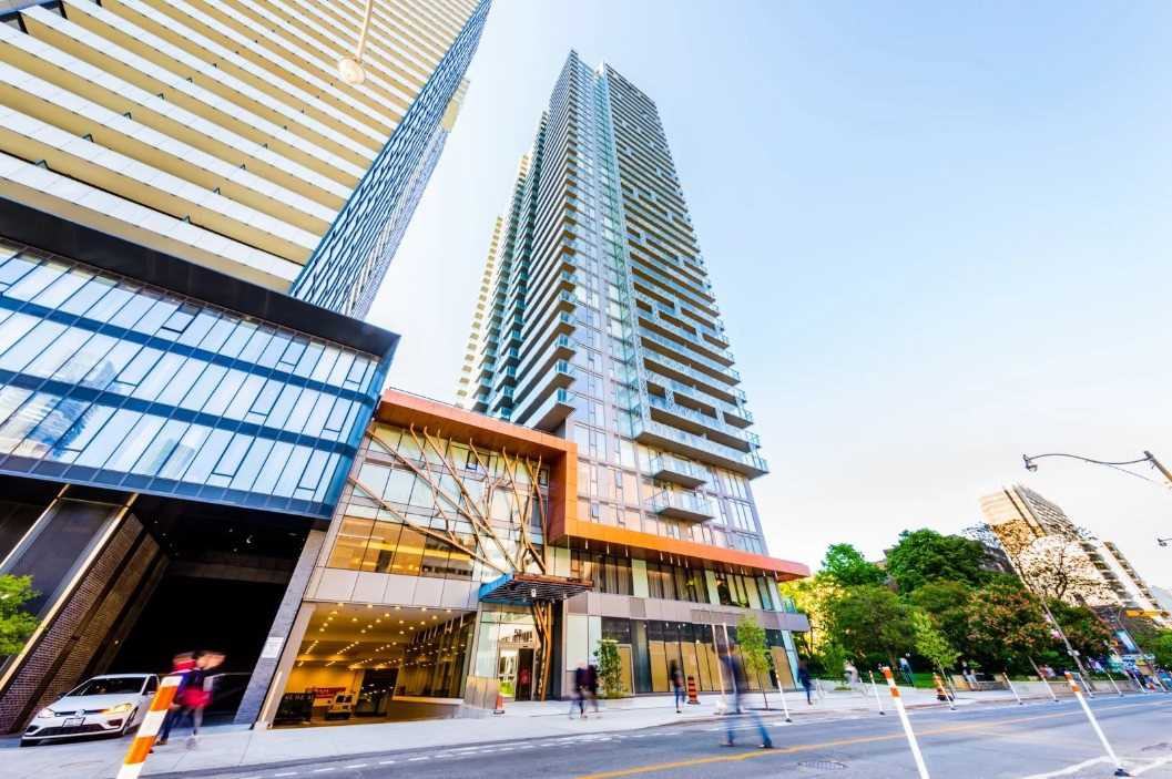 28 Wellesley Street East ##1907