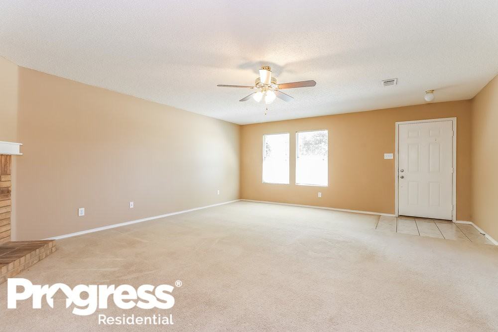 548 Magdalen Ave - Photo 2 of 21