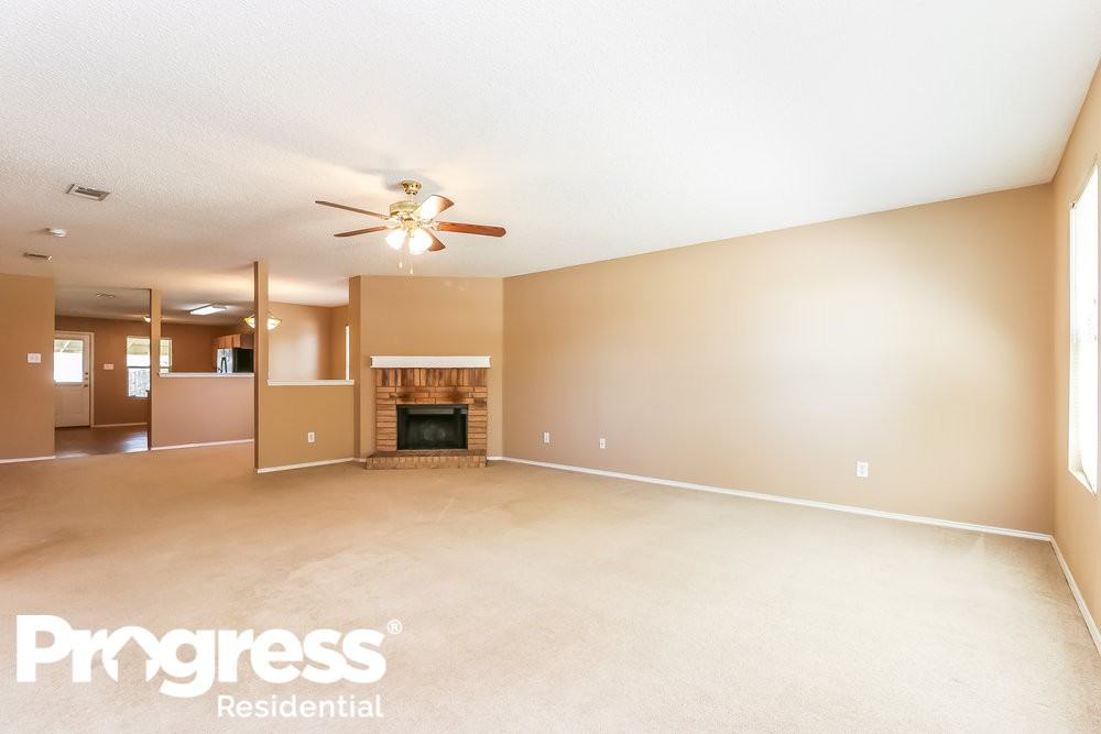 548 Magdalen Ave - Photo 3 of 21