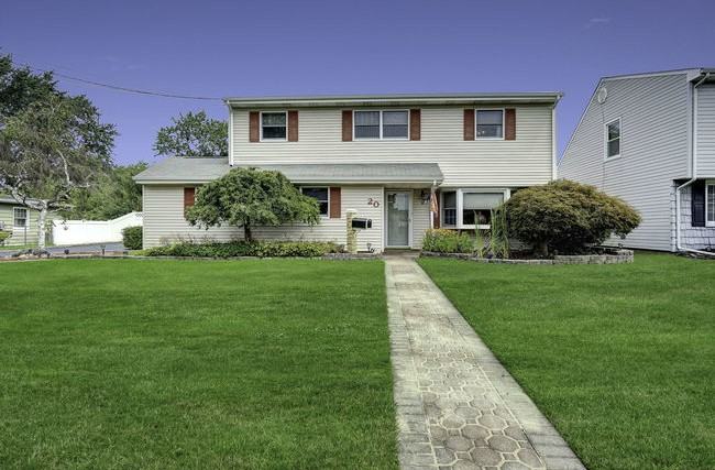 20 West Susan Street - Photo 2 of 40