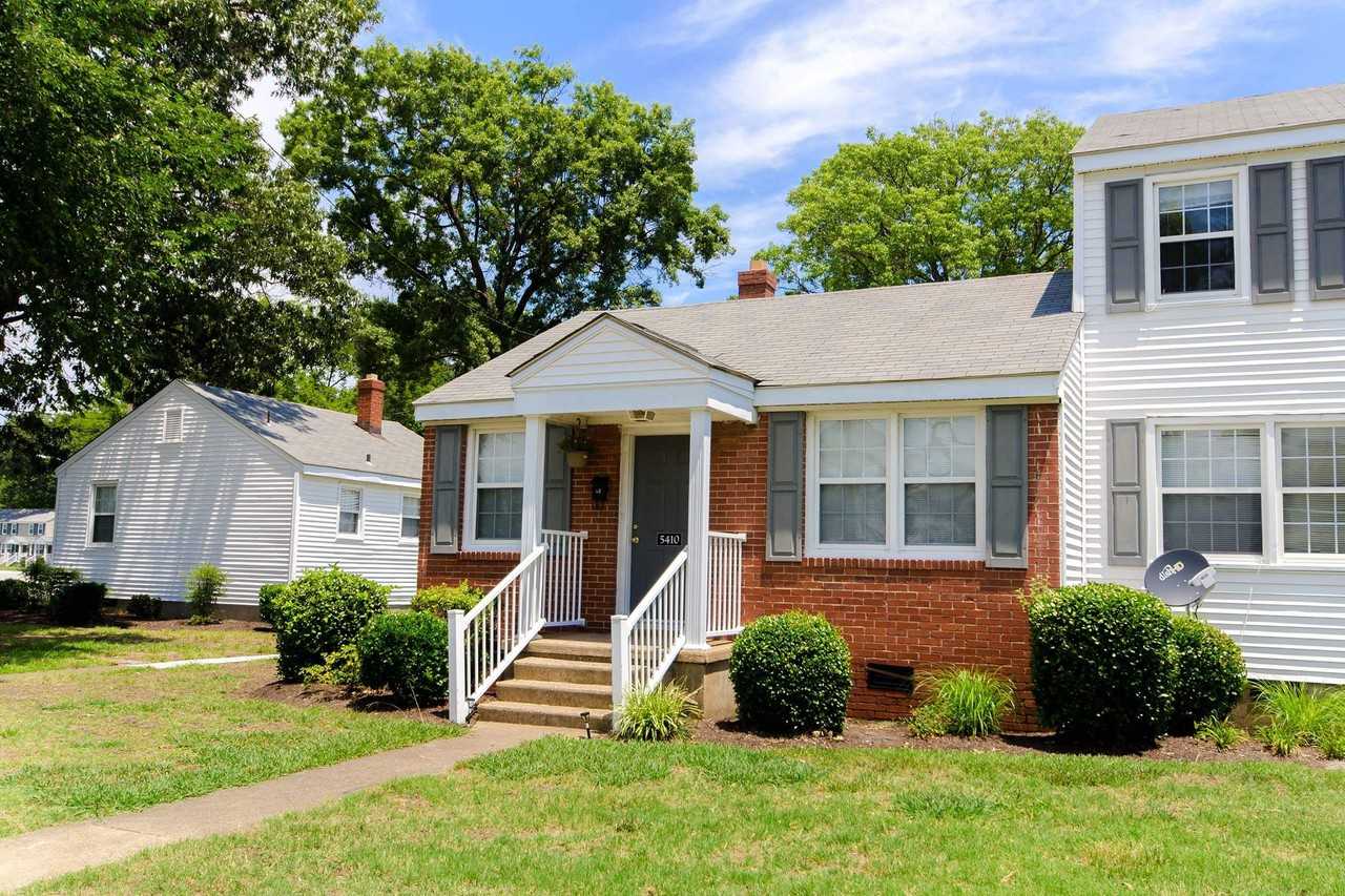 Cottage Grove Apartments for Rent 614 Peninsula Drive, Newport News