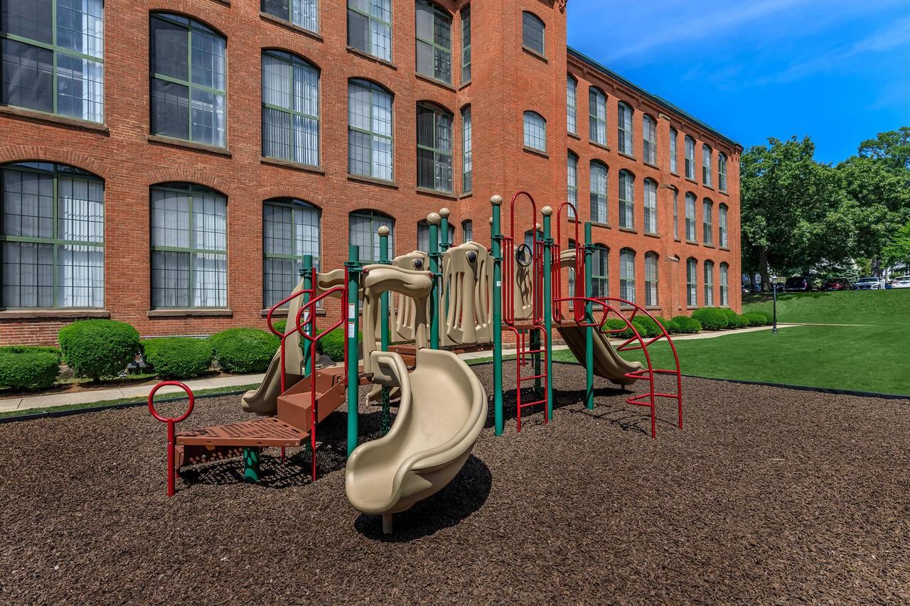 Lofts at the Mills - Photo 6 of 37