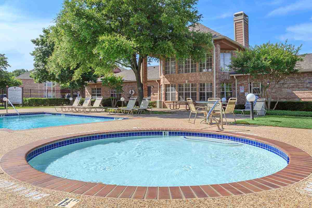 Waterford at Valley Ranch Apartments 151 Cowboys Pkwy, Irving, TX