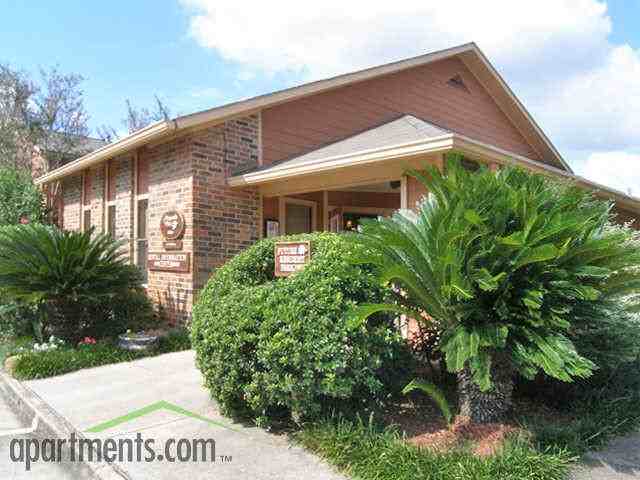 Magnolia Place Apartments - Photo 3 of 17