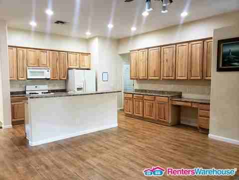 14895 W Poinsettia Dr