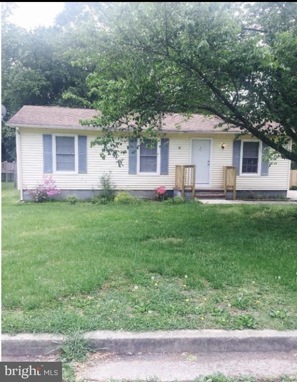 8 Delaware Drive - Photo 2 of 12