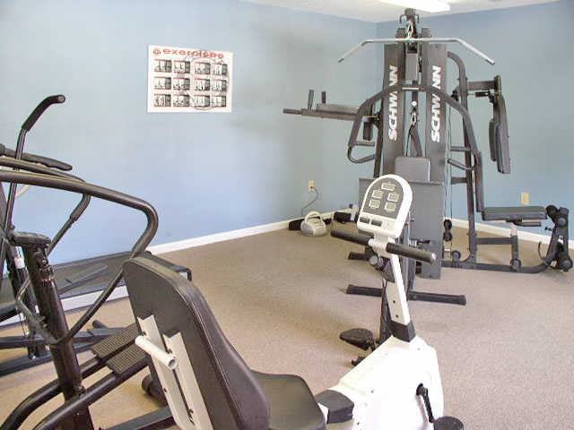 Alexander Place - Photo 3 of 14