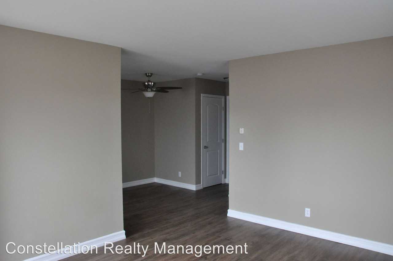 5502 Adelaide Ave - Photo 3 of 11