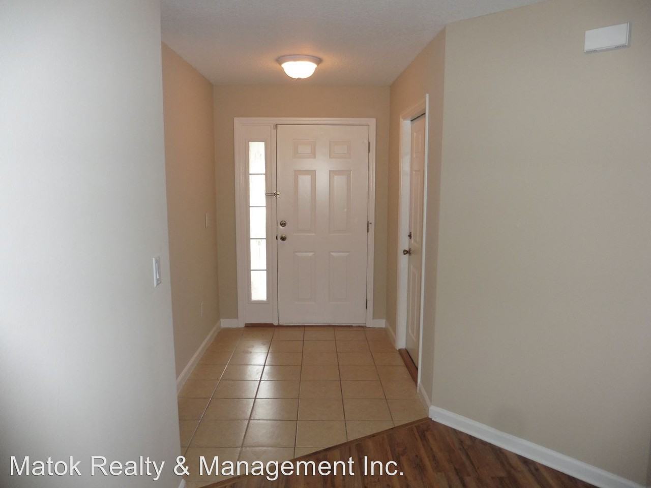 4 Eton Ln A-B - Photo 3 of 10