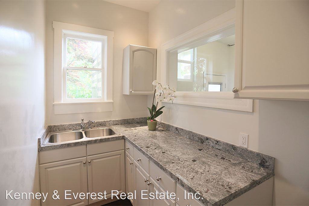 164A 164a 5th Avenue - Photo 3 of 18