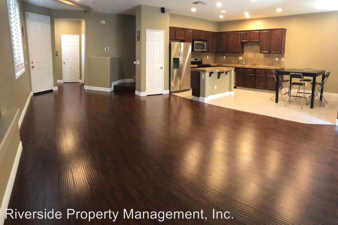 11554 River Heights Dr - Photo 2 of 17