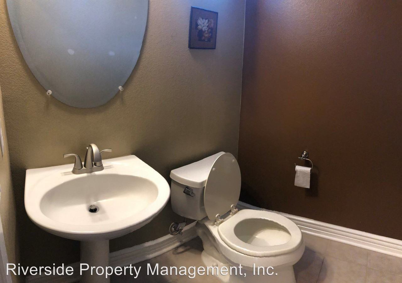 11554 River Heights Dr - Photo 3 of 17