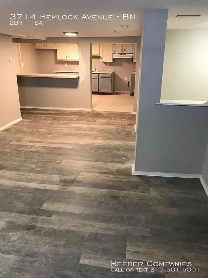 3714 Hemlock Avenue - Photo 2 of 7