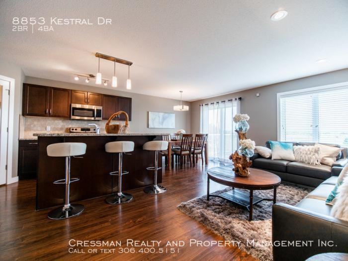 8853 Kestral Dr - Photo 3 of 36