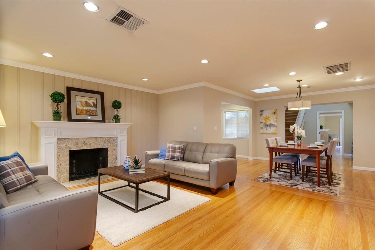 3525 El Ricon Way - Photo 3 of 24