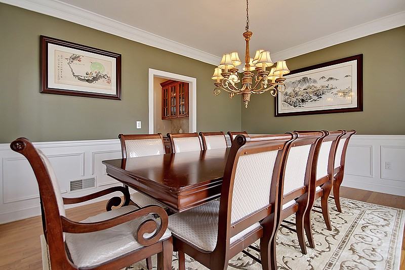 24 Stirling Rd - Photo 3 of 25