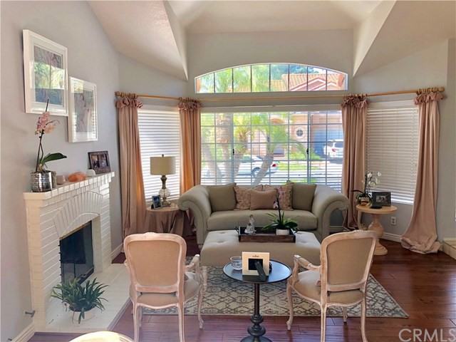 24381 Kings View - Photo 3 of 8