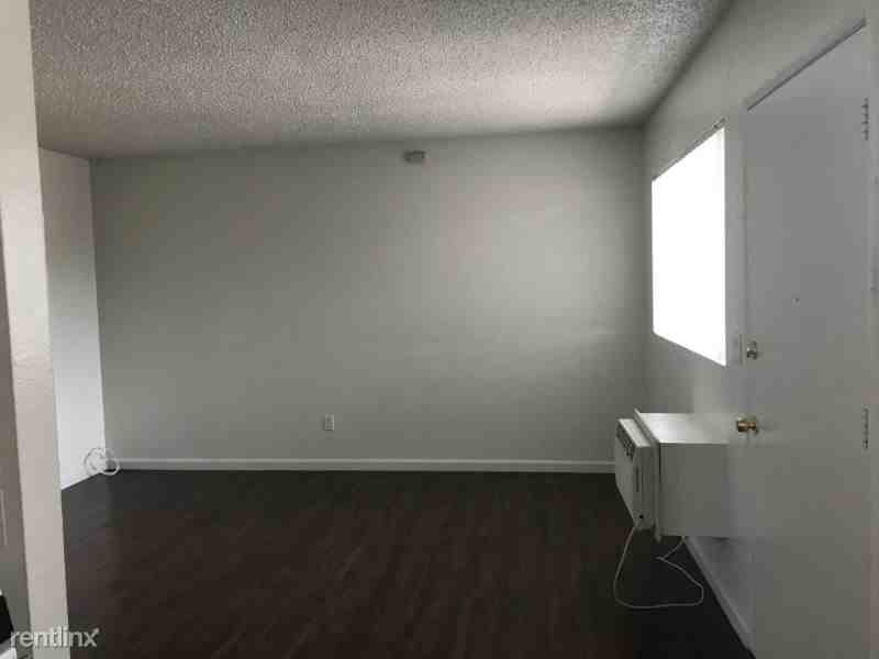 545 N. Mollison Avenue 34 - Photo 2 of 19