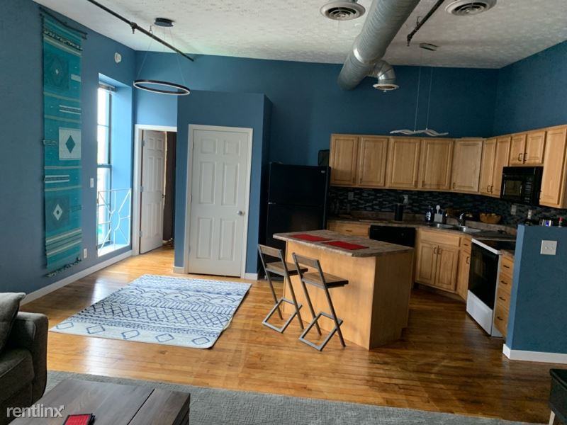 903 Main St 3g - Photo 2 of 5