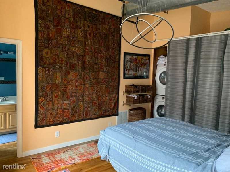 903 Main St 3g - Photo 3 of 5