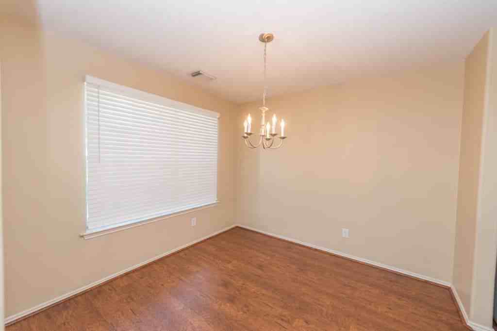 19 Bark Bend Pl - Photo 2 of 26