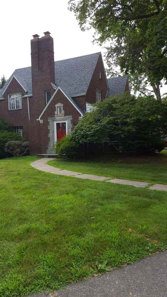 4104 Hudson Drive - Photo 2 of 18