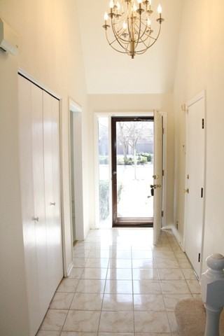 2748 Wilshire - Photo 3 of 21