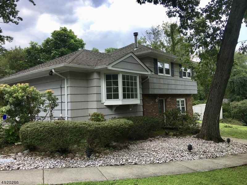 18 Maturan Ave - Photo 2 of 14