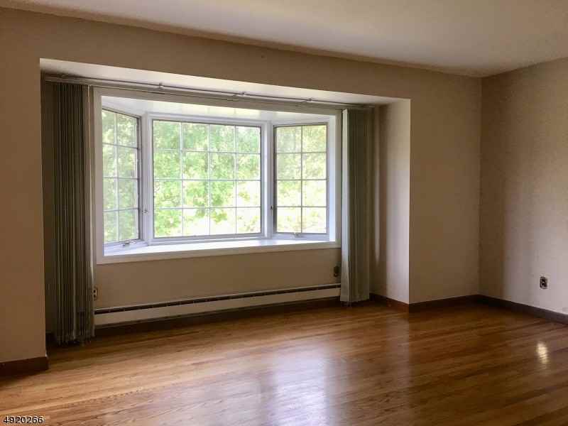 18 Maturan Ave - Photo 3 of 14