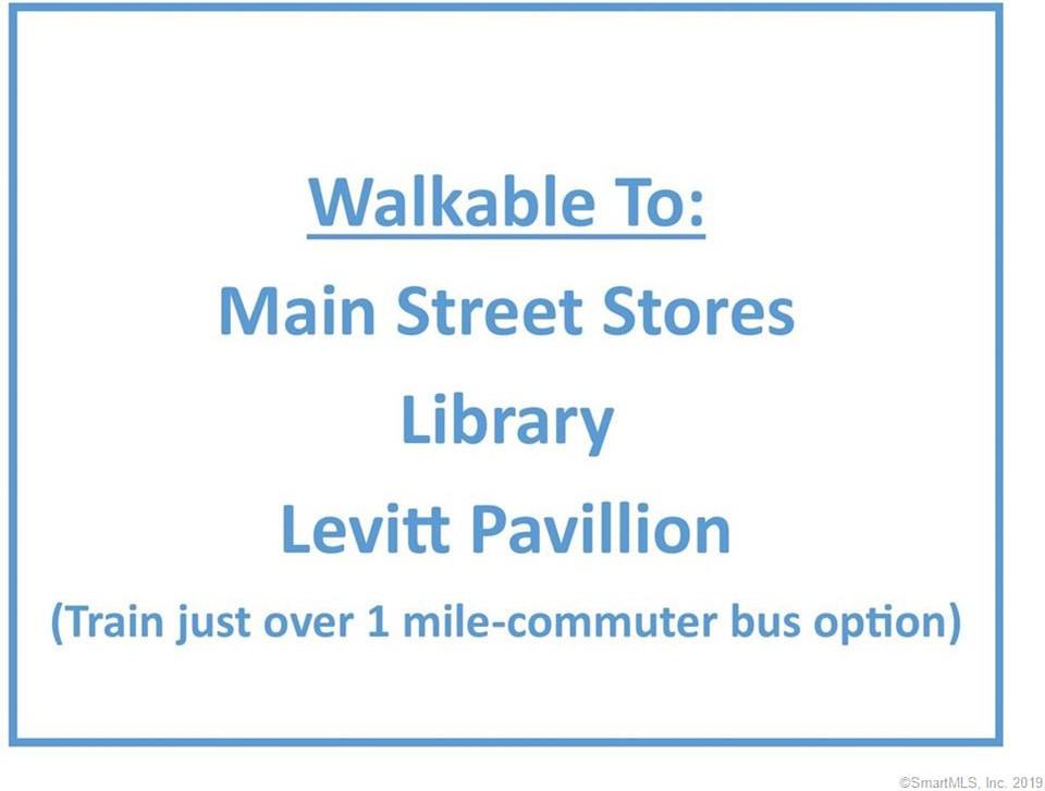 53 Kings Highway North - Photo 3 of 32