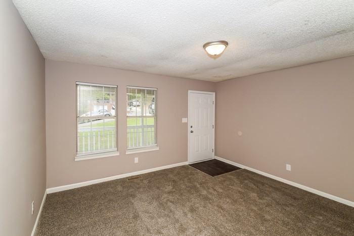 580 62nd Street South - Photo 2 of 8