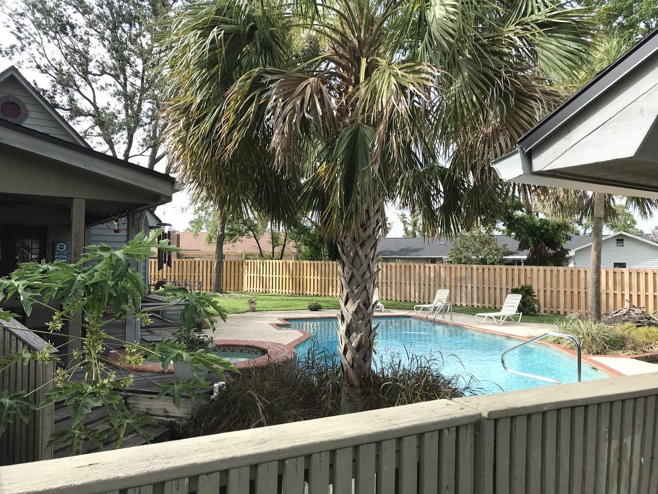 2320 Foxworth Dr - Photo 2 of 4