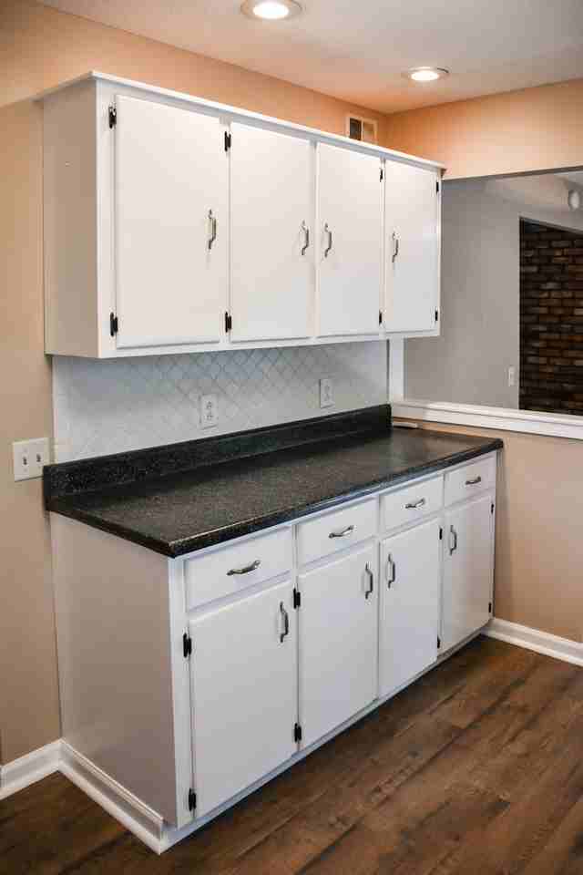 1609 Southwest 20 Street - Photo 2 of 21