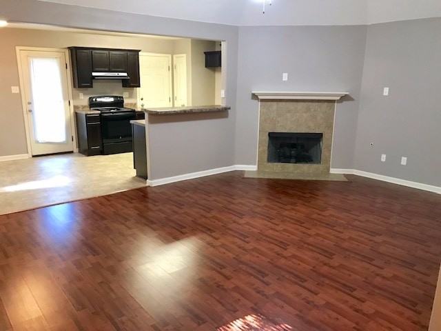 7413 Brentlawn Drive - Photo 2 of 20