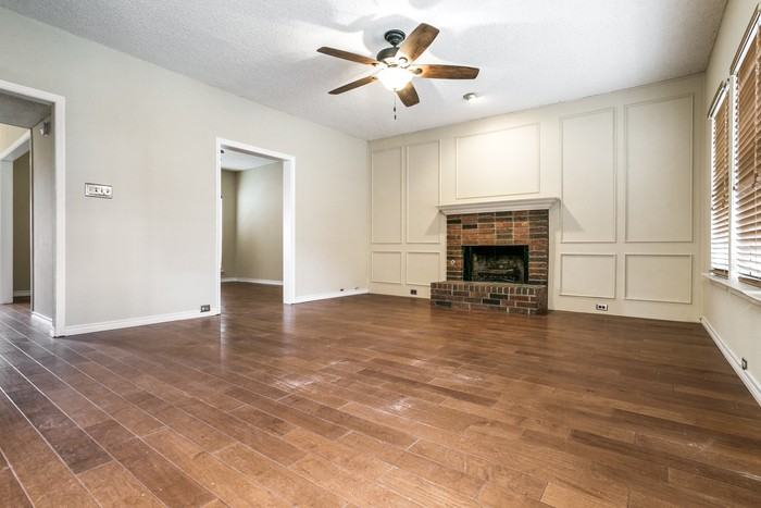 801 Creekside Lane - Photo 2 of 10