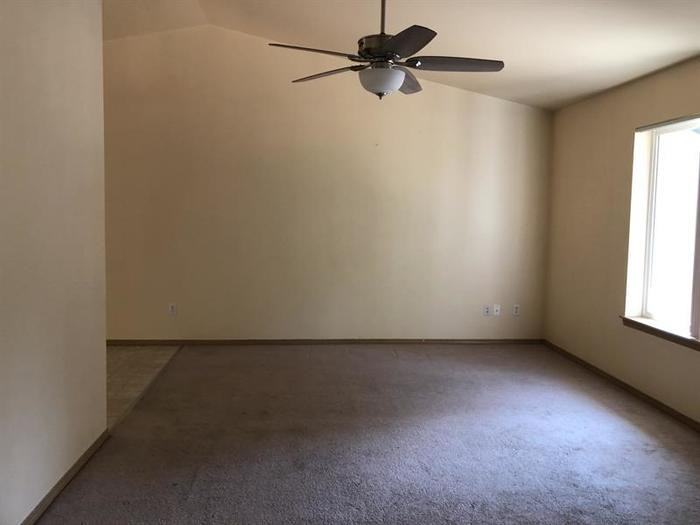 20213 113th Street East - Photo 3 of 16