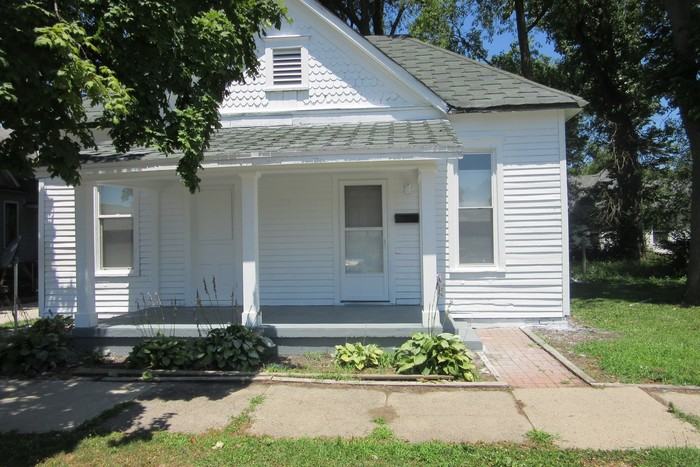 504 2nd Avenue - Photo 2 of 9